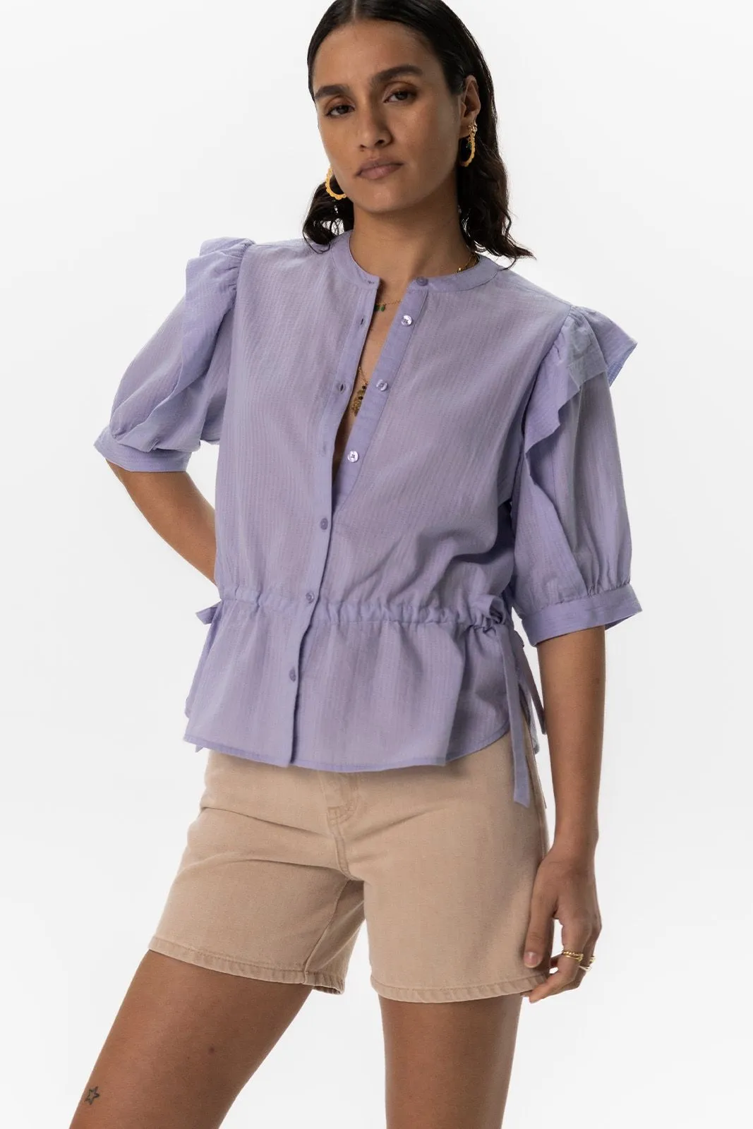 Blouse avec volants et manches courtes bouffantes - lavande