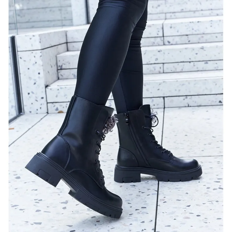 Bottines Accadia noires avec perles décoratives le noir