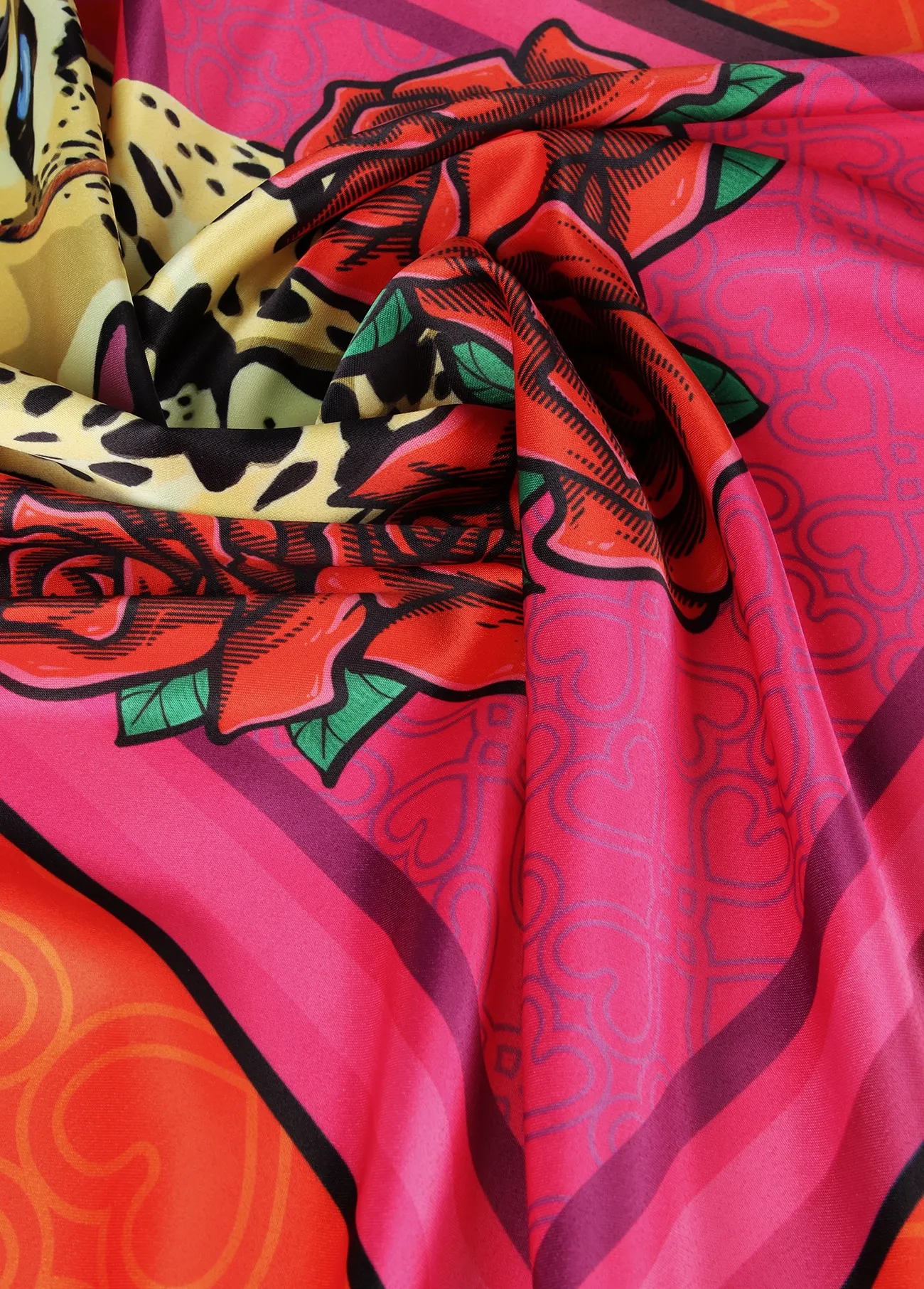 Foulard léopard et fleurs