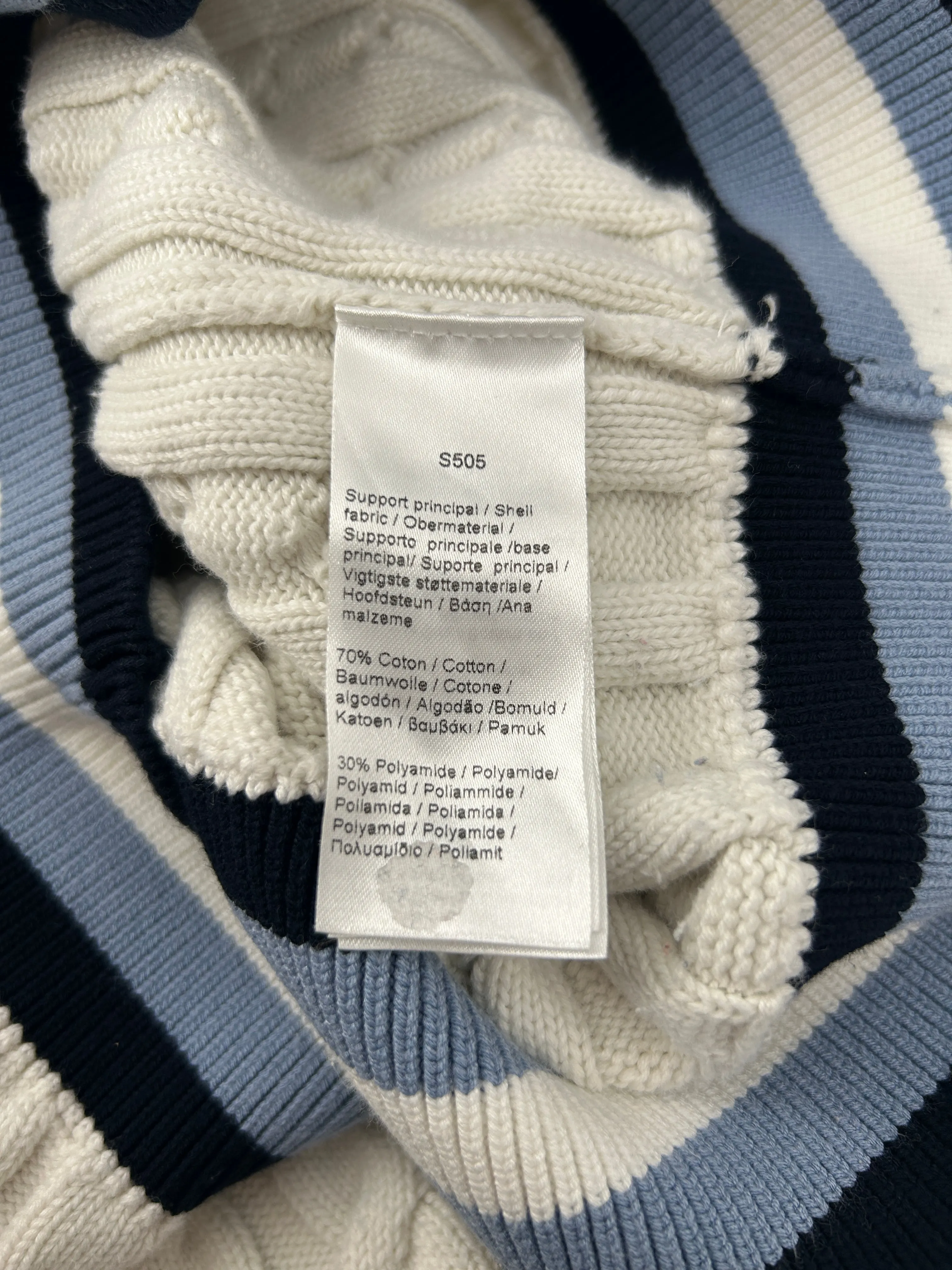 Pull en maille torsadé