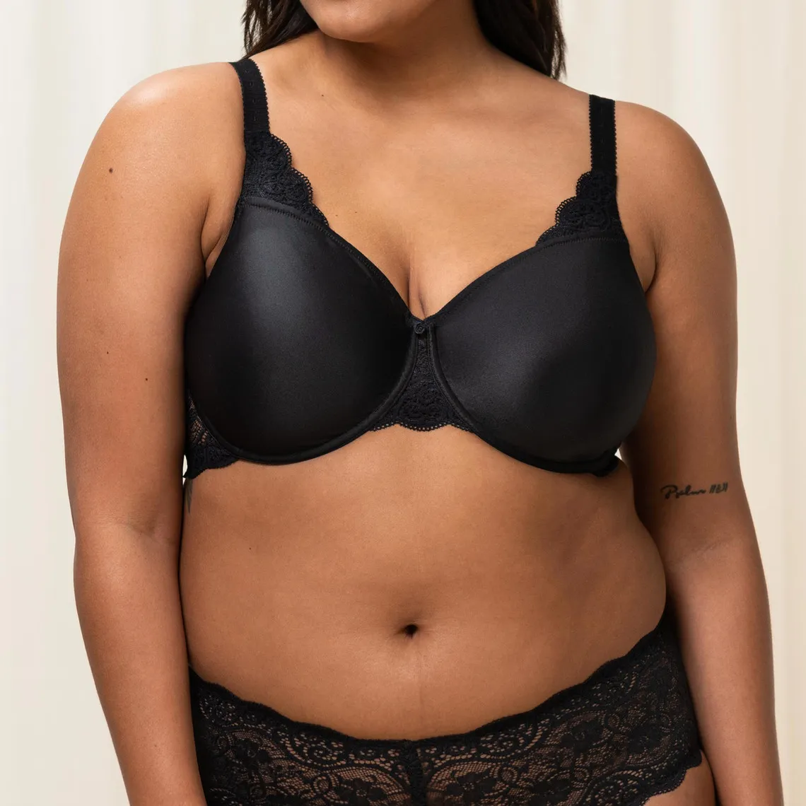 Soutien-gorge minimizer armatures noir Amourette 300 W01 | 3 Suisses