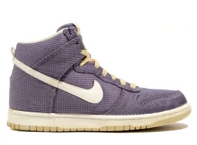 Vintage Nike Dunk High Vegas / Gold 39